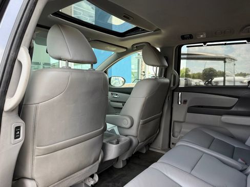 Used 2014 Honda Odyssey EX-L image 17