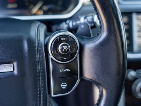 Used 2014 Land Rover Range Rover HSE image 39