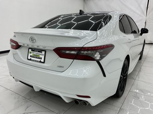 Used 2021 Toyota Camry XSE w/ Navigation Package FWD image 9