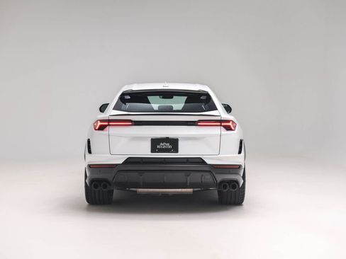 Used 2024 Lamborghini Urus Performante image 4