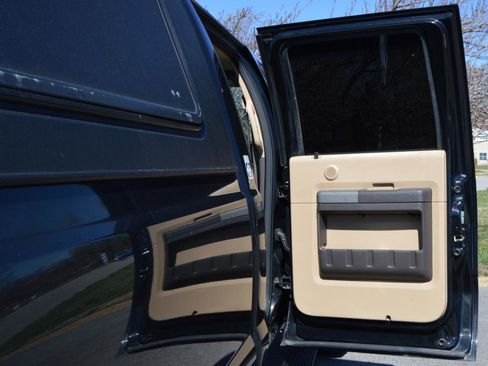 Used 2011 Ford F350 Lariat w/ Camper Pkg image 15