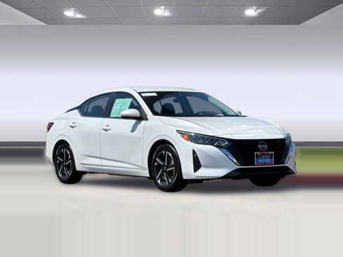 Used 2024 Nissan Sentra SV FWD image 6