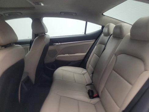 Used 2019 Hyundai Elantra Value Edition image 18