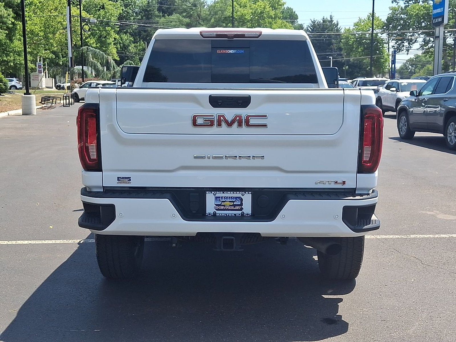 Used 2022 GMC Sierra 2500 AT4 w/ AT4 Preferred Package AWD/4WD image 23