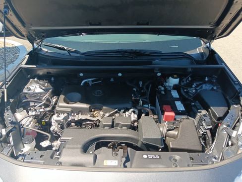 Used 2023 Toyota RAV4 LE AWD/4WD image 31