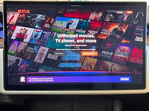 Used 2022 Tesla Model X AWD image 42