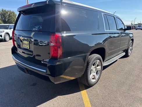 Used 2018 Chevrolet Suburban Premier image 5