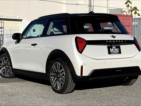 Used 2025 MINI Cooper Countryman S image 17