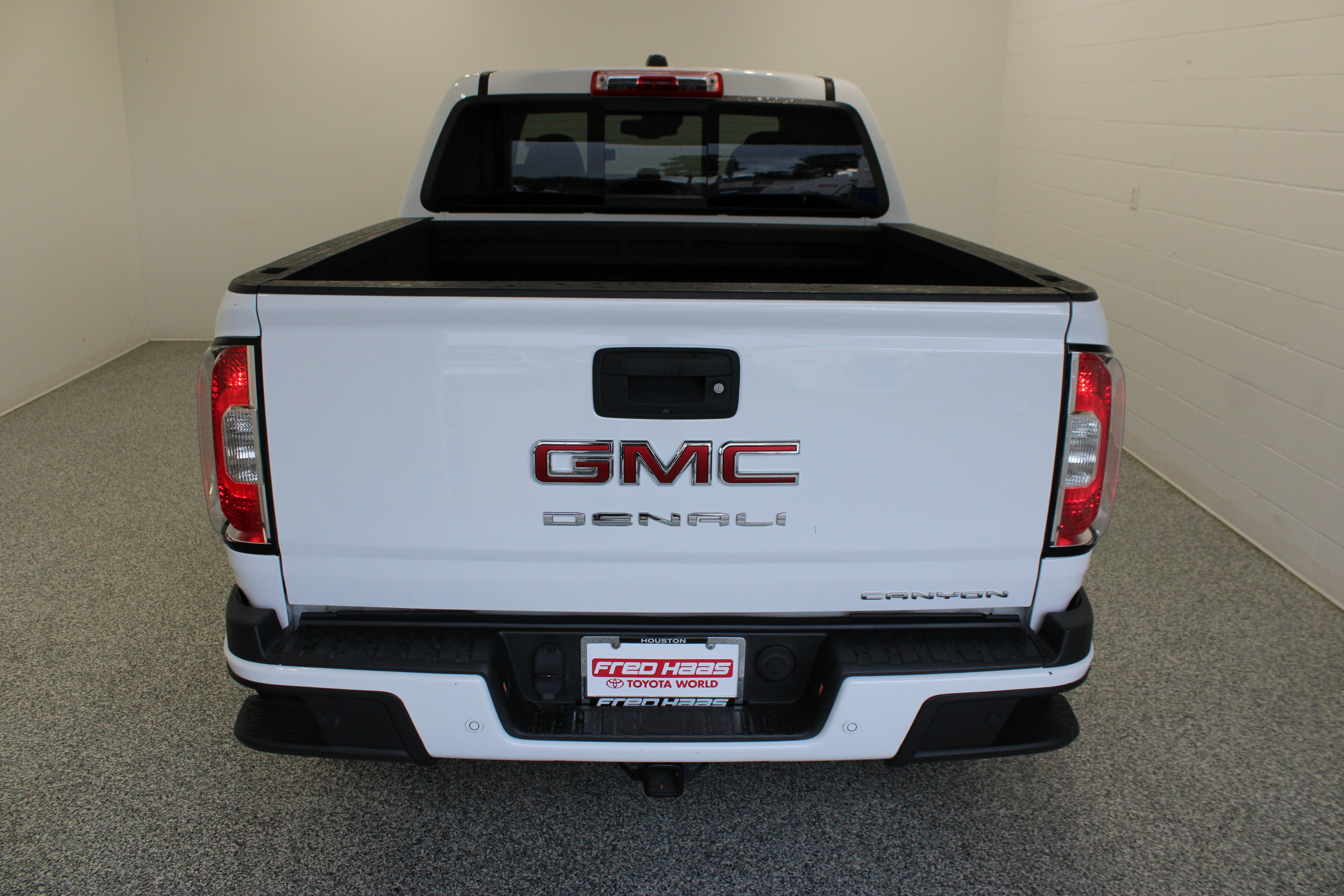 Used 2022 GMC Canyon Denali AWD/4WD image 8