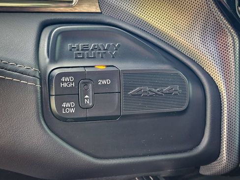 Used 2019 RAM 2500 Limited AWD/4WD image 29