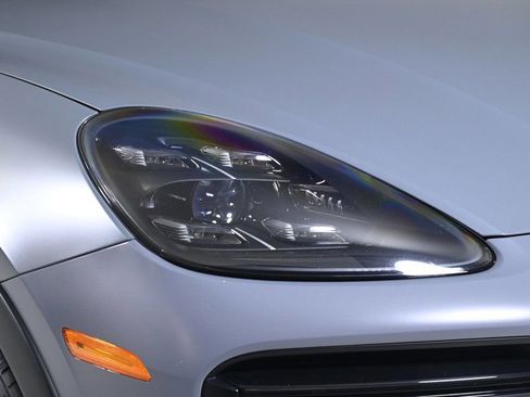 Certified 2023 Porsche Cayenne Turbo GT image 11