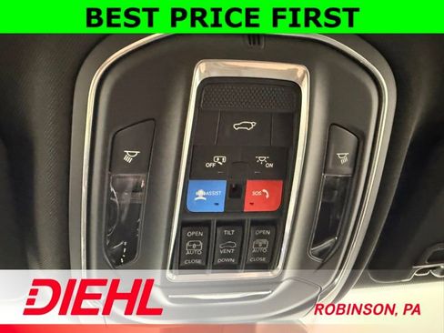 New 2026 Jeep Grand Cherokee Limited AWD/4WD image 35