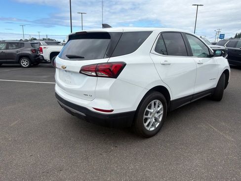 Used 2024 Chevrolet Equinox LT w/ LPO, Floor Liner Package AWD/4WD image 7