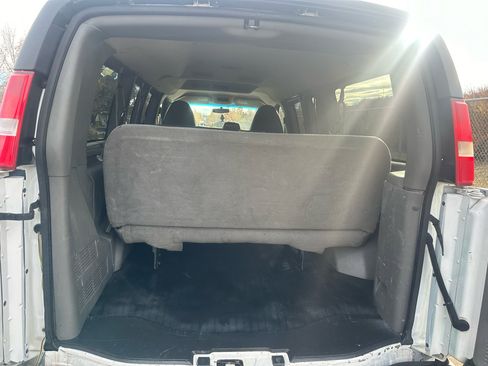 Used 2012 Chevrolet Express 1500 LS w/ Power Package image 22