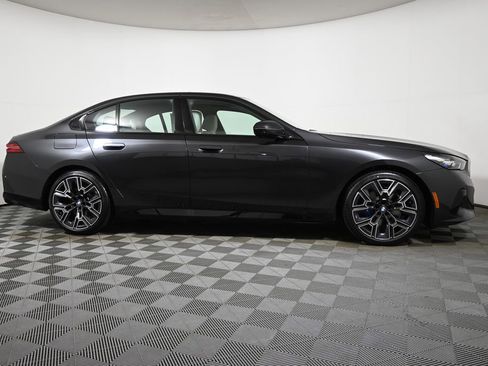 New 2026 BMW 530i xDrive w/ M Sport Package image 8