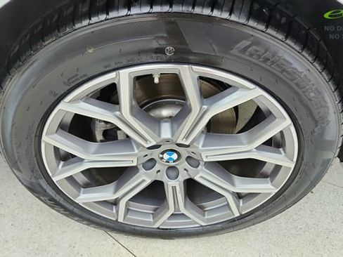 Used 2026 BMW X7 xDrive40i AWD/4WD image 63
