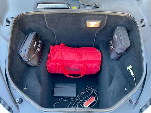 Used 2013 Ferrari 458 Spider image 83