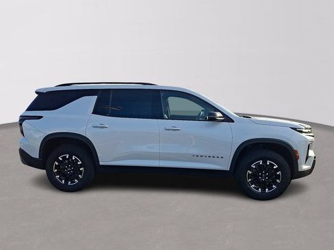 Certified 2025 Chevrolet Traverse Z71 w/ Enhanced Driving Package AWD/4WD image 7