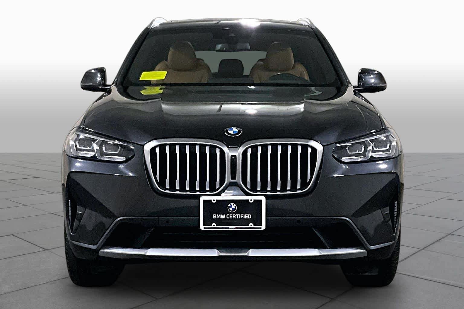 Used 2023 BMW X3 xDrive30i w/ Premium Package AWD/4WD image 3