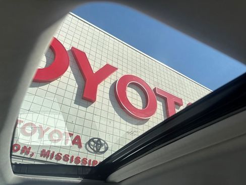 Used 2017 Honda Pilot EX-L image 16