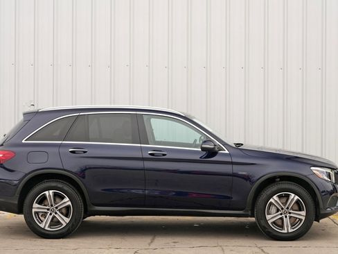 Used 2019 Mercedes-Benz GLC 350e 4MATIC w/ Premium Package image 52