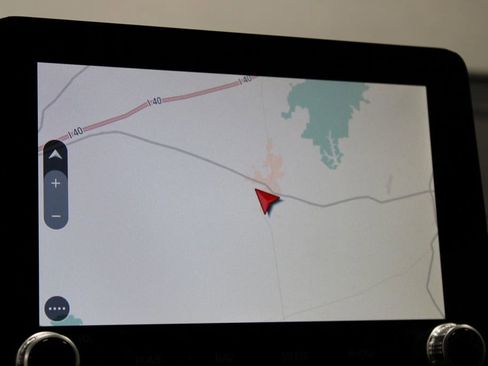 Used 2024 Mitsubishi Eclipse Cross SE image 44