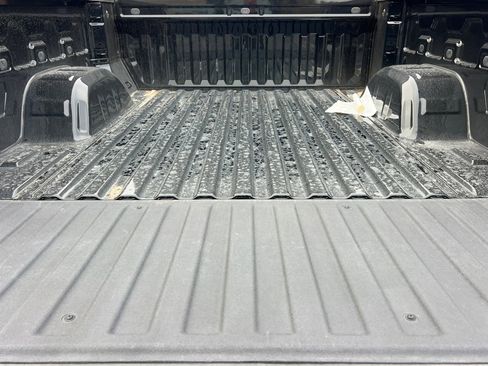 Certified 2025 Chevrolet Silverado 1500 LTZ image 18