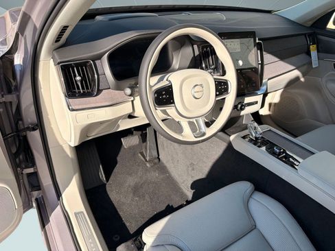 New 2026 Volvo XC90 B6 Ultra w/ Protection Package AWD/4WD image 4