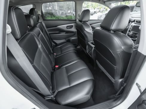 Used 2023 Nissan Murano SL w/ SL Moonroof Package image 36