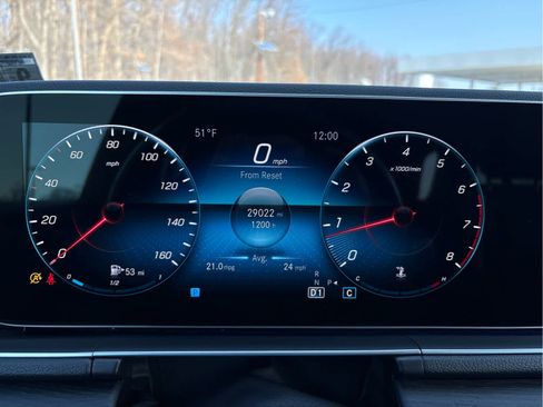 Used 2022 Mercedes-Benz GLE 350 4MATIC image 25