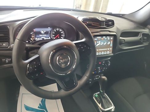 Used 2022 Jeep Renegade Altitude AWD/4WD image 7