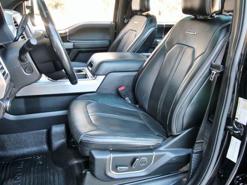Used 2017 Ford F250 Platinum image 26