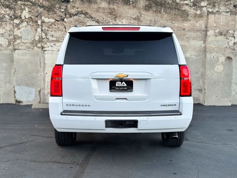 Used 2020 Chevrolet Suburban Premier w/ Premier Plus Edition image 5