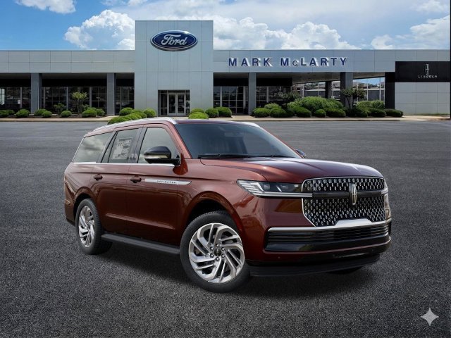 New 2027 Lincoln Navigator Premiere AWD/4WD image 4