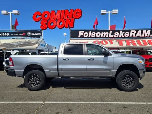 Used 2019 RAM 1500 Big Horn AWD/4WD image 2