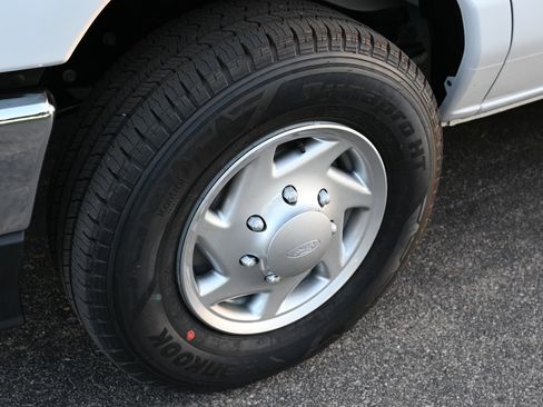 New 2026 Ford E-350 and Econoline 350 Super Duty w/ Power Equipment Group image 4