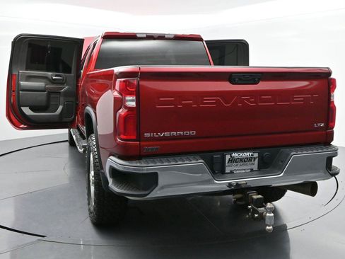Used 2022 Chevrolet Silverado 2500 LTZ w/ Gooseneck/5TH Wheel Package AWD/4WD image 44