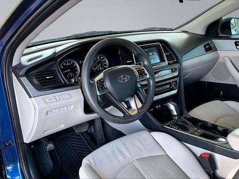 Used 2018 Hyundai Sonata SE w/ Cargo Package FWD image 14