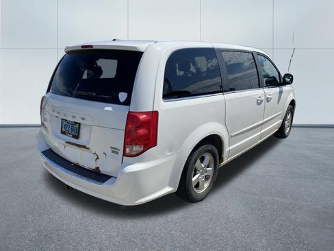 Used 2012 Dodge Grand Caravan Crew w/ Entertainment Group 1 FWD image 5