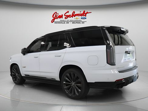 Used 2026 Cadillac Escalade V AWD/4WD image 4