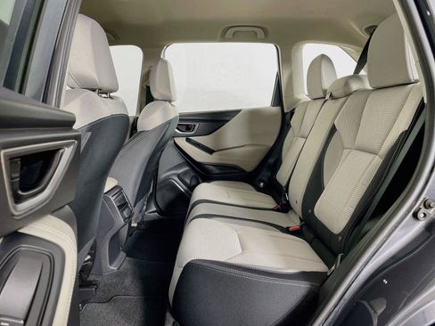 Used 2023 Subaru Forester AWD/4WD image 11