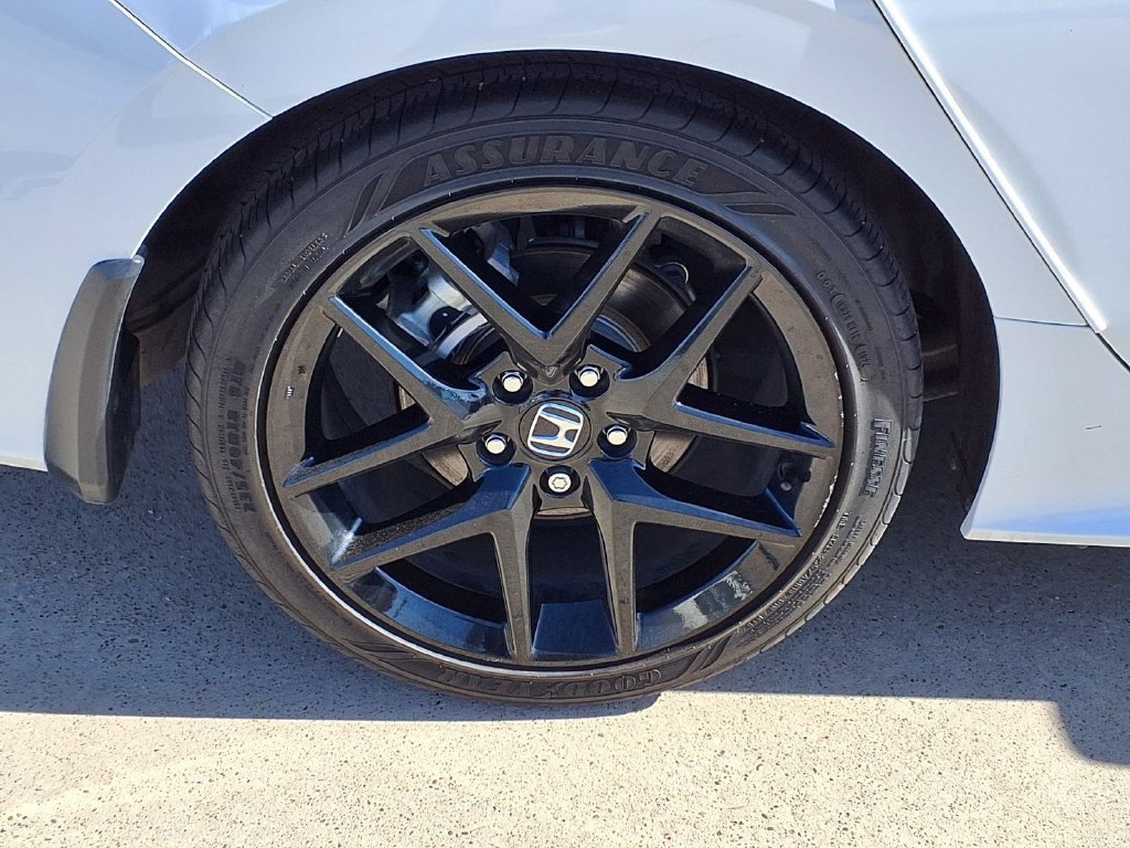 Used 2025 Honda Civic Sport image 10