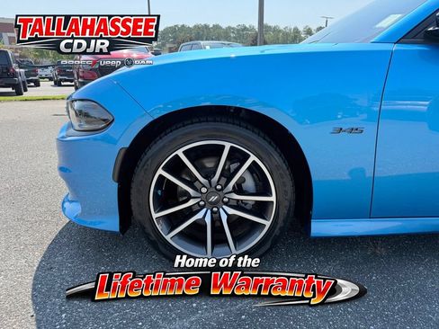 Used 2023 Dodge Charger R/T w/ Plus Group RWD image 11
