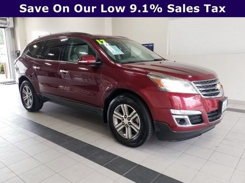 Used 2017 Chevrolet Traverse LT AWD/4WD image 1