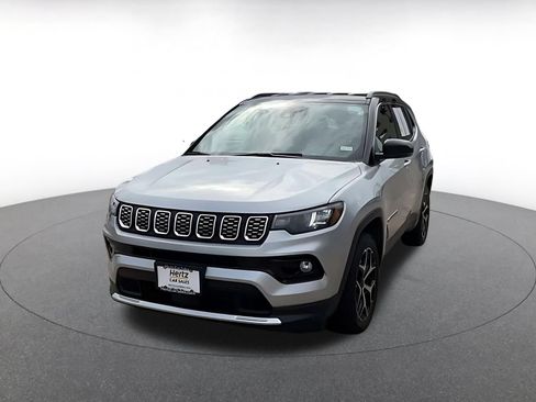 Used 2025 Jeep Compass Limited AWD/4WD image 6