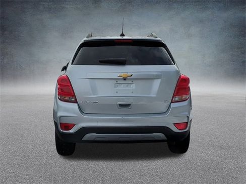 Certified 2019 Chevrolet Trax LT w/ LT Convenience Package image 8