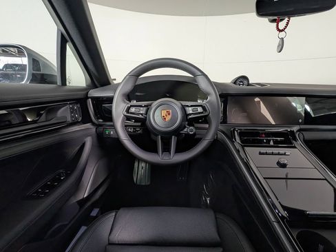 New 2026 Porsche Panamera image 21