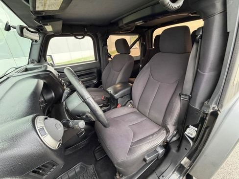 Used 2014 Jeep Wrangler Sport AWD/4WD image 21