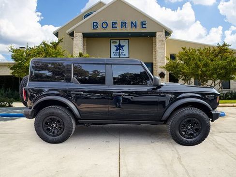 Used 2026 Ford Bronco Badlands AWD/4WD image 6