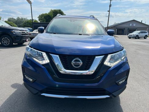 Used 2020 Nissan Rogue SV AWD/4WD image 3